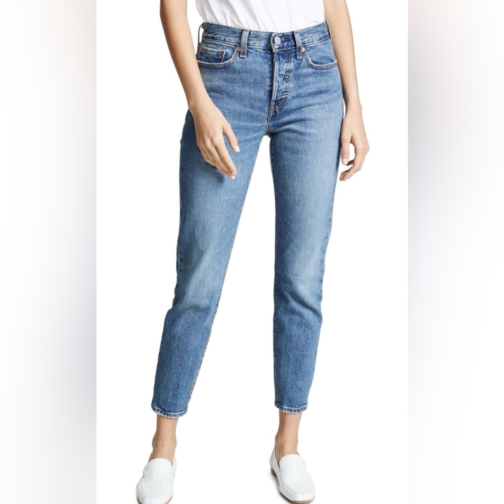 Levi’s wedgie jeans